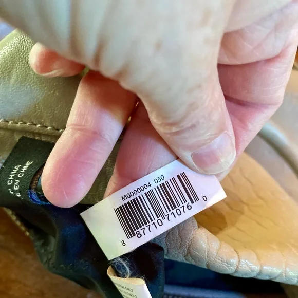 🔥Marc by Marc Jacobs Cement Lamb Leather Top Handle Crossbody Bag🔥 - Picture 10 of 16